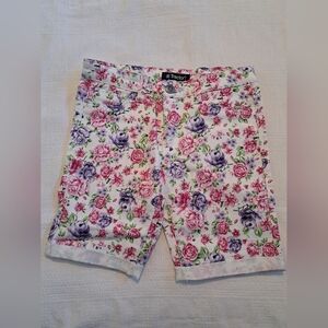 Tractor girls size 7 pink & purple flower designed shorts, have stretch, New